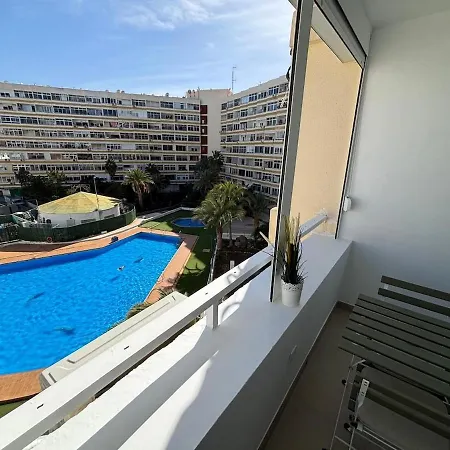 Apartment Modern With Pool And Balcony *